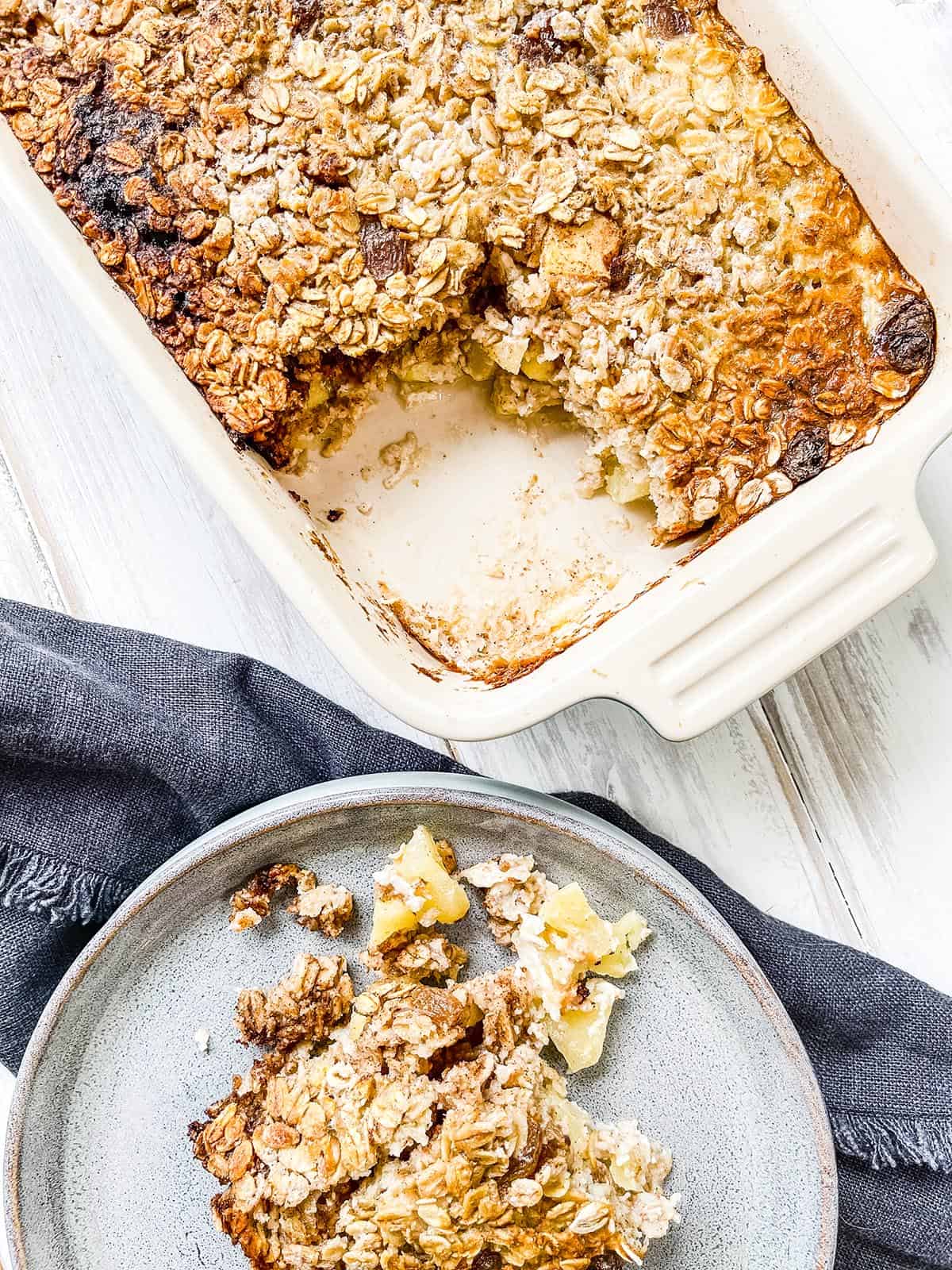 A dish of baked oatmeal on a white table.