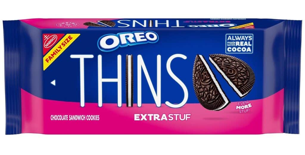 A product shot of a packet of Oreo Thins - Estra Stuffing.